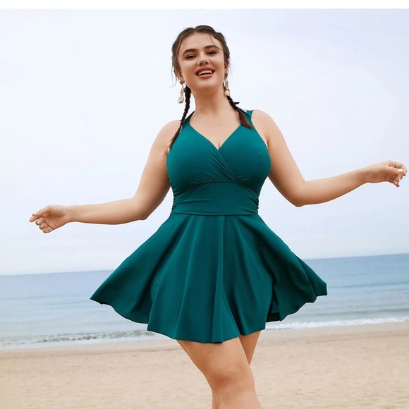 BloomChic Plus Size 2XL Solid Ruffle Hem Empire Waist Halter Neck Swim Dress - Picture 9 of 10